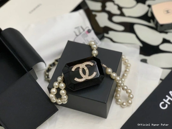 HyperPeter AIRPODS CHANEL CASE NECKLACE PRO 0722